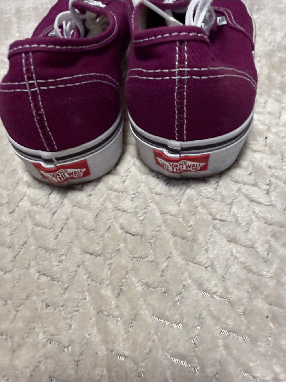 Vans Low Top Sneakers in Magenta with White Laces - Picture 5 of 5